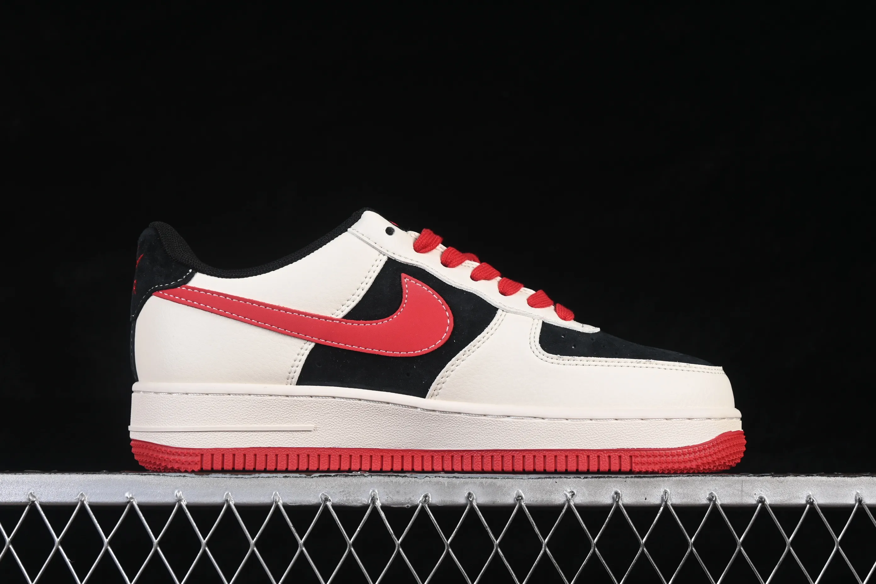 All categories Nk Air Force 1 Air Force series Nk Air Force 1 Low Air Force low-top Nike Air Force 1'07 Low Year of the Horse limited edition Red Fu Xiangyun Air Force 1 low-top casual sneakers XD0028-016